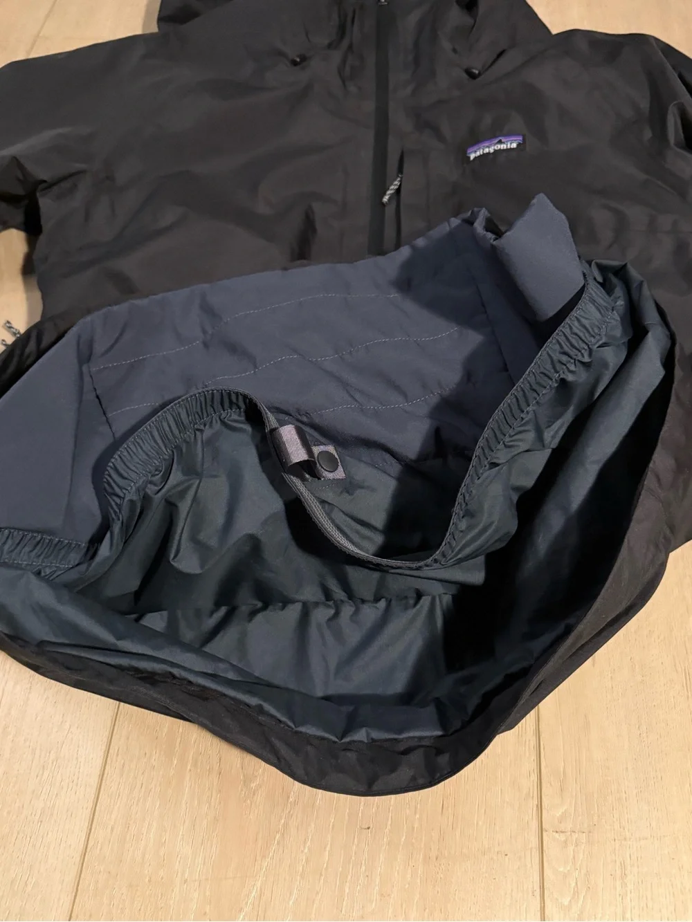 Patagonia 3-in-1 Powder Town Jacket Women's Size Medium in Black - Picture 8 of 15